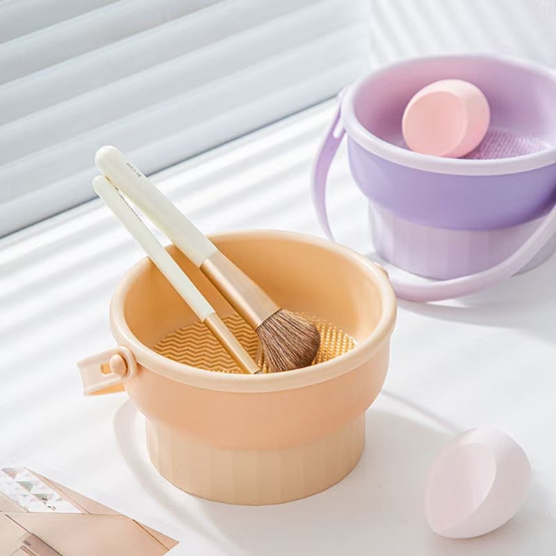 كرة غسيل فرش المكياج السيليكون - مراجعة Beauty Makeup Egg وسعره