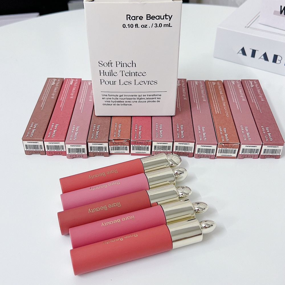 زيت الشفاه الملون ناعم الملمس  - مراجعة Beauty Makeup Gift Sets وسعره