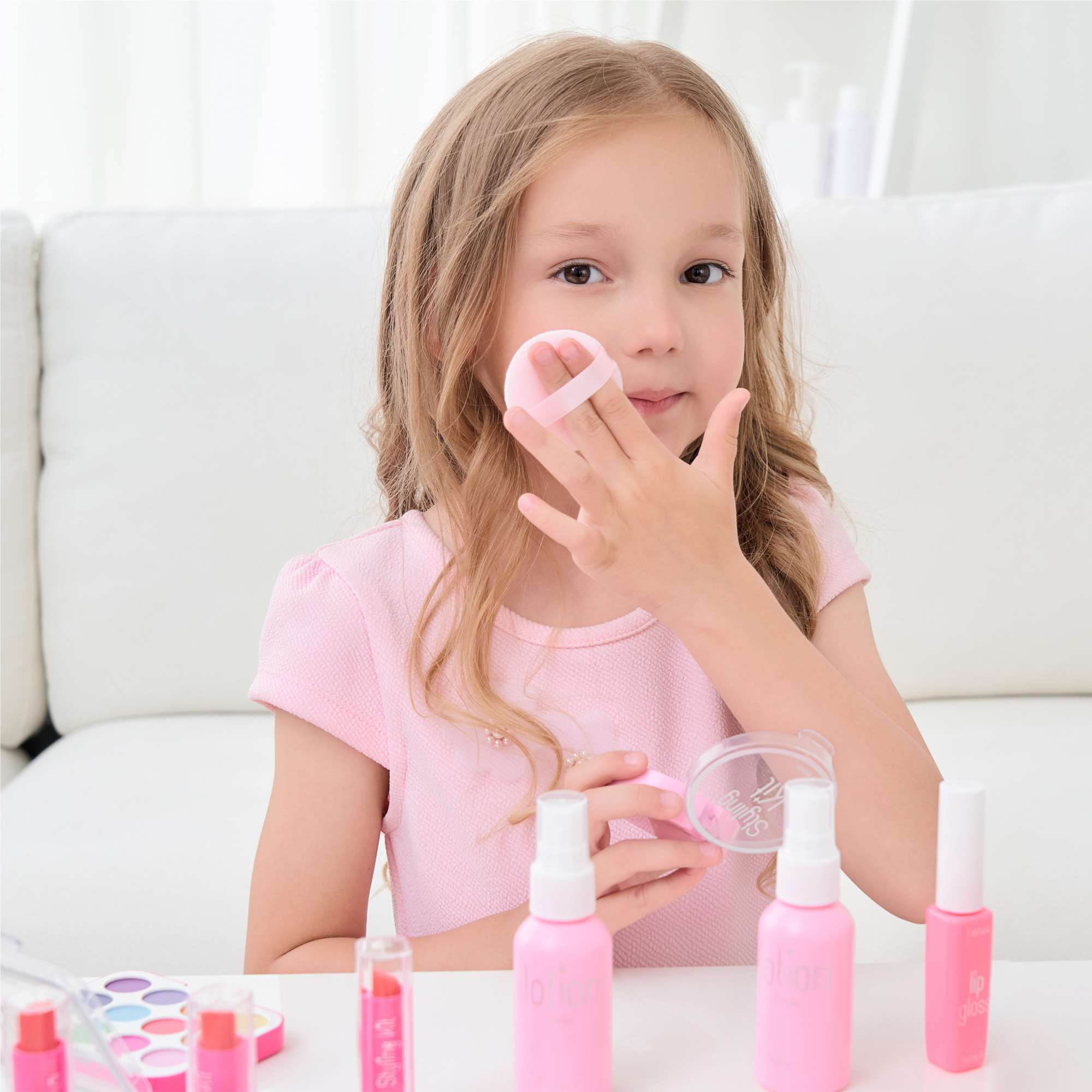 مجموعة ألعاب مكياج للأطفال من  - مراجعة Beauty Makeup Set For Kids وسعره